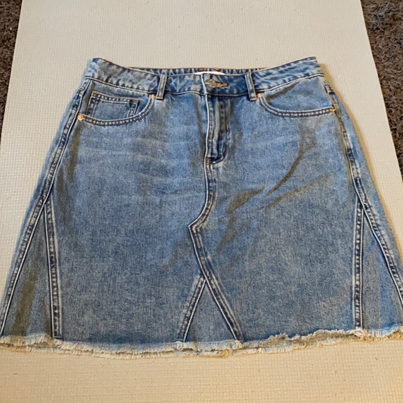 Dynamite Demin Skirt - Picture 1 of 3